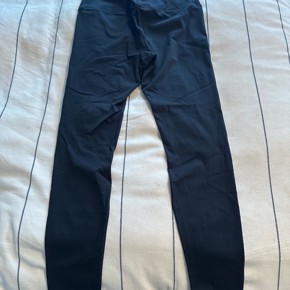 HeyNuts black leggings